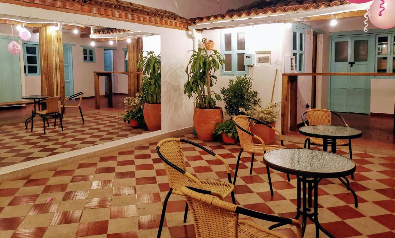 Popichi Hostel Вілья-де-Лейва Екстер'єр фото